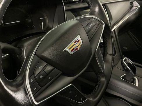 Used 2019 Cadillac XT5 Premium Luxury w/ Driver Assist Package AWD/4WD image 17