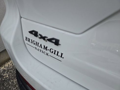 Certified 2025 Jeep Grand Cherokee Altitude image 8