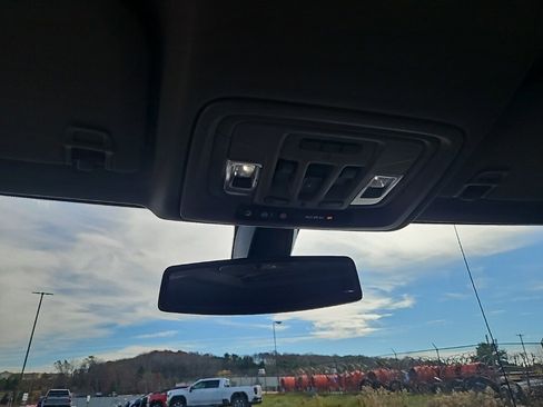 Used 2020 GMC Sierra 1500 SLT w/ SLT Premium Package image 15