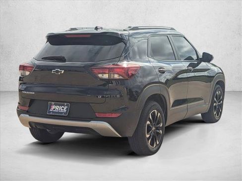 Certified 2023 Chevrolet TrailBlazer LT w/ Convenience Package FWD image 5