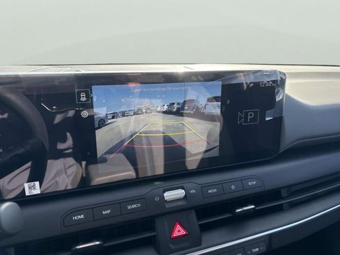 New 2025 Kia K4 LXS image 25