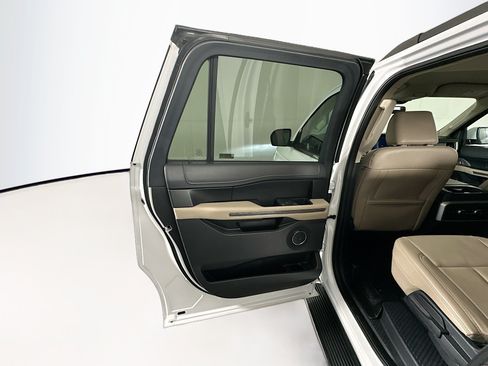 Used 2023 Ford Expedition Max XLT RWD image 25