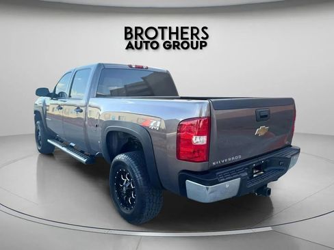 Used 2008 Chevrolet Silverado 2500 LT w/ 2LT Convenience Package image 6