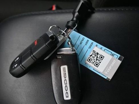 Used 2019 Dodge Journey SE image 10