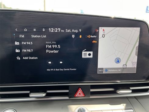 Used 2024 Hyundai Elantra SEL image 34