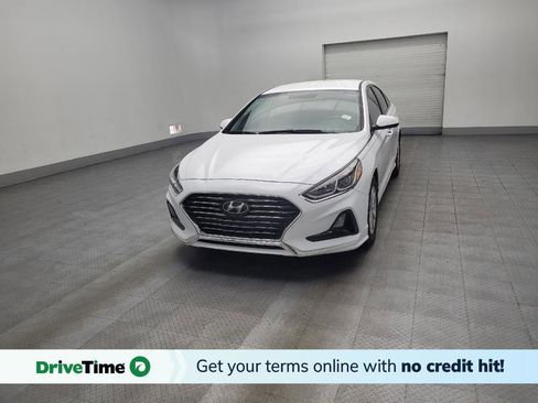 Used 2018 Hyundai Sonata SE image 1