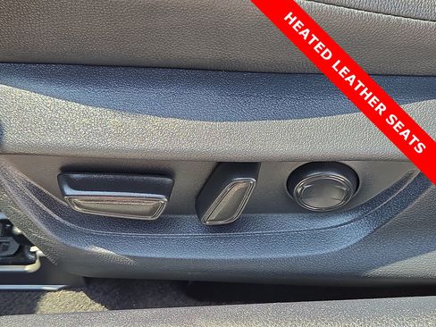 Used 2025 Toyota Camry XSE FWD image 14