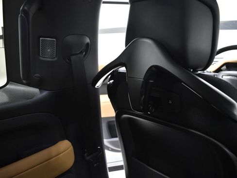 Used 2022 Land Rover Defender 90 X AWD/4WD image 38