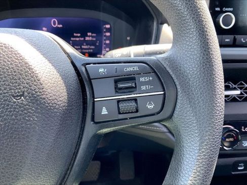 Used 2024 Honda Accord EX image 19