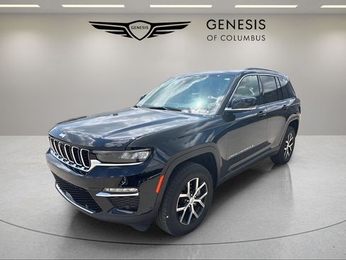 Used 2024 Jeep Grand Cherokee Limited w/ Luxury Tech Group II AWD/4WD image 1