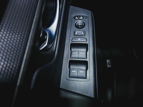 Used 2025 Honda CR-V EX image 20