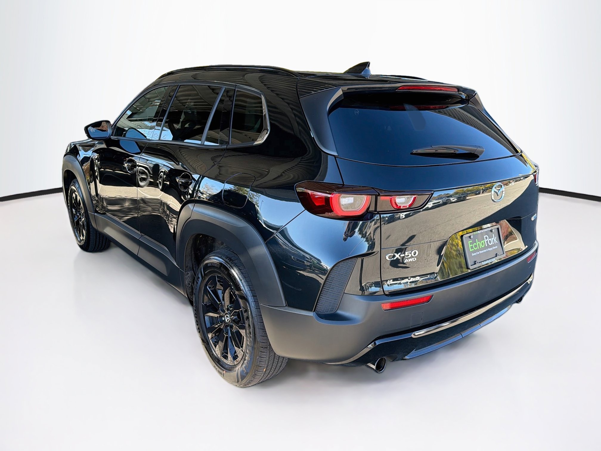 Used 2025 MAZDA CX-50 AWD 2.5 Hybrid w/ Premium Pkg image 5
