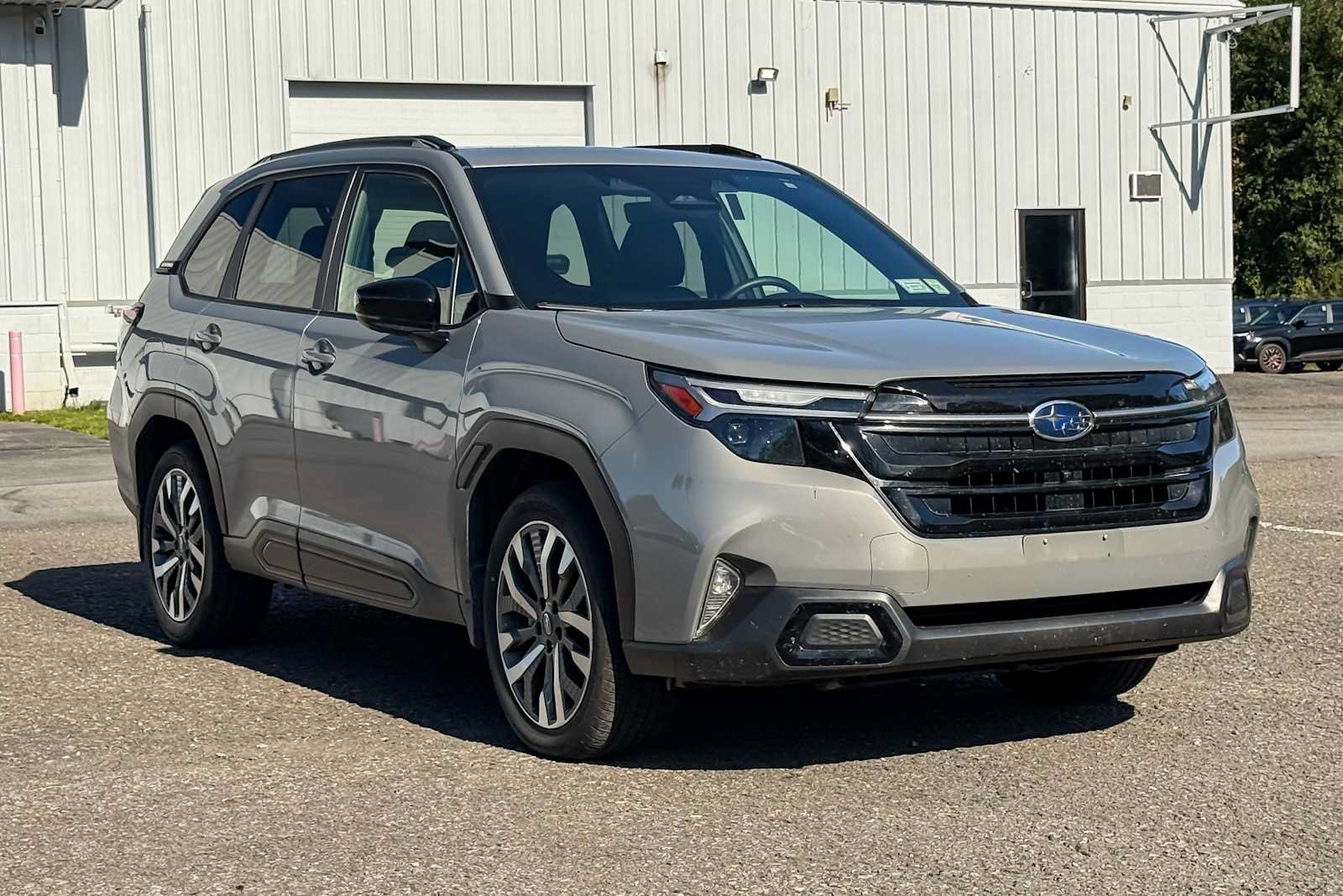 Certified 2025 Subaru Forester Touring w/ Popular Package - Touring AWD/4WD image 1
