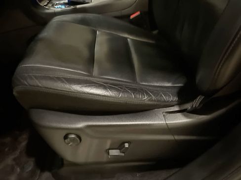 Used 2018 Jeep Grand Cherokee Limited image 12