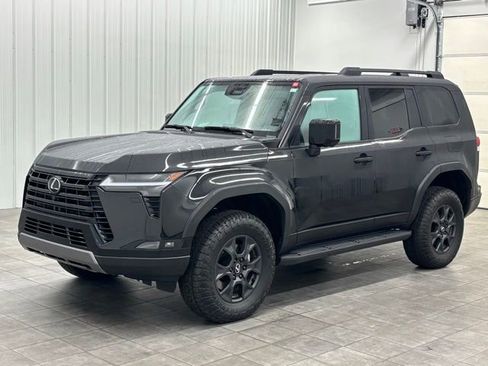 Used 2025 Lexus GX 550 AWD/4WD image 5