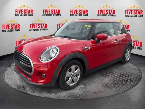 Used 2020 MINI Cooper 2-Door Hardtop FWD image 3