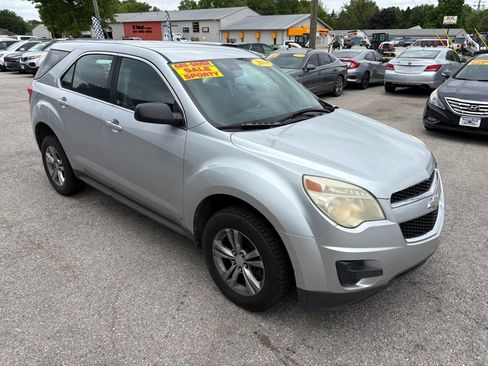Used 2010 Chevrolet Equinox LS FWD image 1