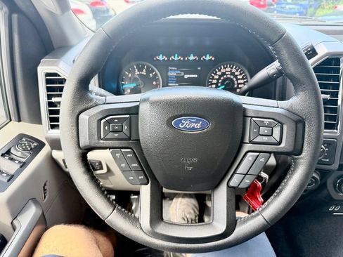 Used 2016 Ford F150 XLT w/ Equipment Group 302A Luxury AWD/4WD image 20