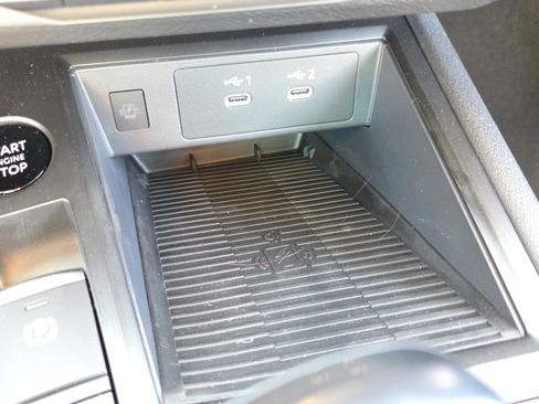 New 2026 Nissan Kicks SV image 32