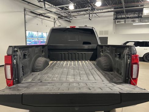 Used 2022 Ford F350 Lariat w/ Lariat Ultimate Package AWD/4WD image 35