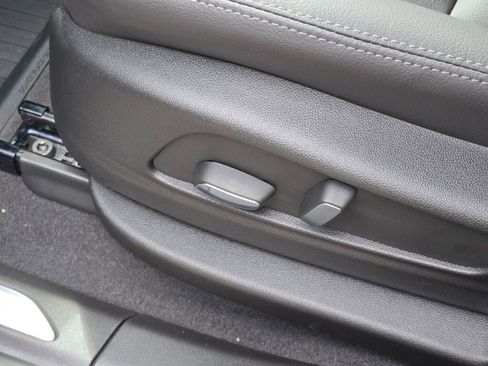 New 2025 Cadillac XT5 Luxury w/ LPO, Red Accent Package image 26