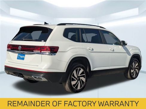 Used 2025 Volkswagen Atlas SE image 6