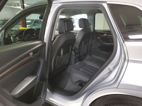 Used 2023 Audi Q5 2.0T Premium w/ Convenience Package image 49