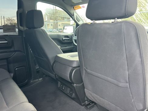 Used 2024 Chevrolet Silverado 1500 Custom AWD/4WD image 10