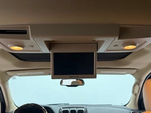 Used 2011 GMC Acadia Denali FWD image 30