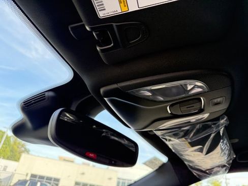 New 2026 Jeep Compass Limited image 27