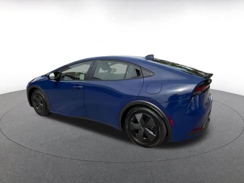 Used 2025 Toyota Prius LE image 10