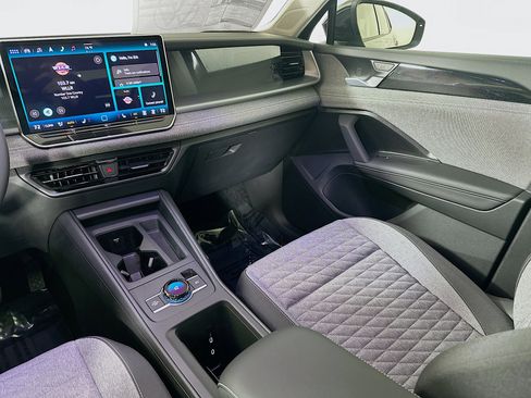 New 2025 Volkswagen Tiguan S image 21