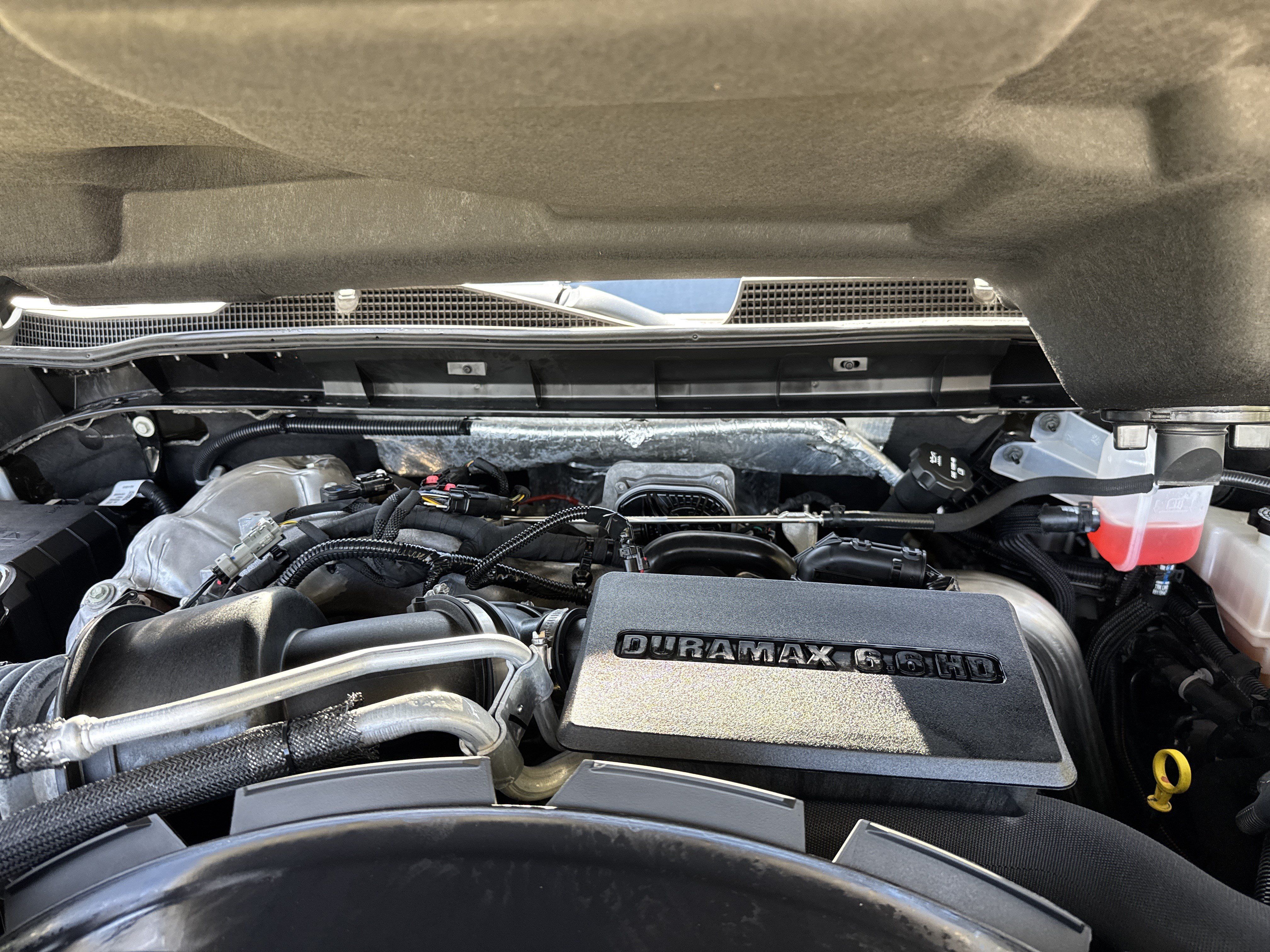 Used 2024 Chevrolet Silverado 3500 High Country w/ Technology Package AWD/4WD image 19