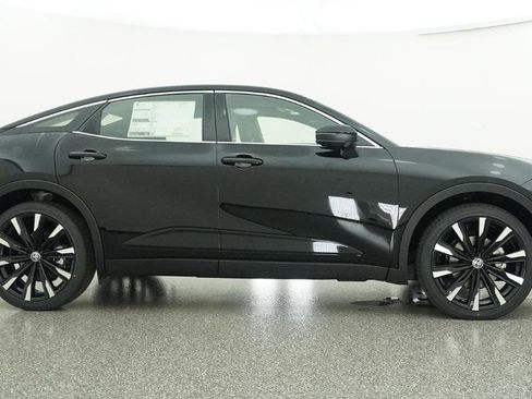 New 2026 Toyota Crown Platinum AWD/4WD image 30