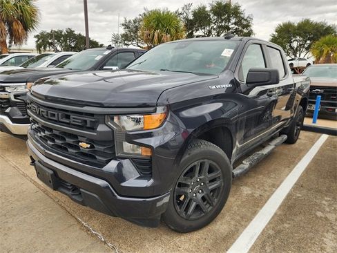 Used 2022 Chevrolet Silverado 1500 Custom w/ LPO, Dark Essentials Package image 3
