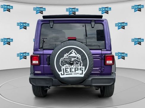 Used 2023 Jeep Wrangler Unlimited Sport w/ Sun And Sound Package AWD/4WD image 5