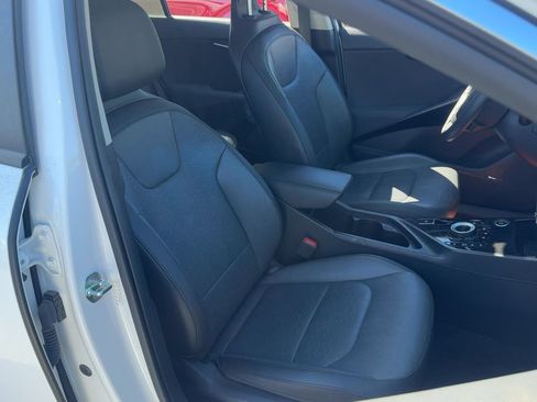 Used 2023 Kia Niro Wave FWD image 15