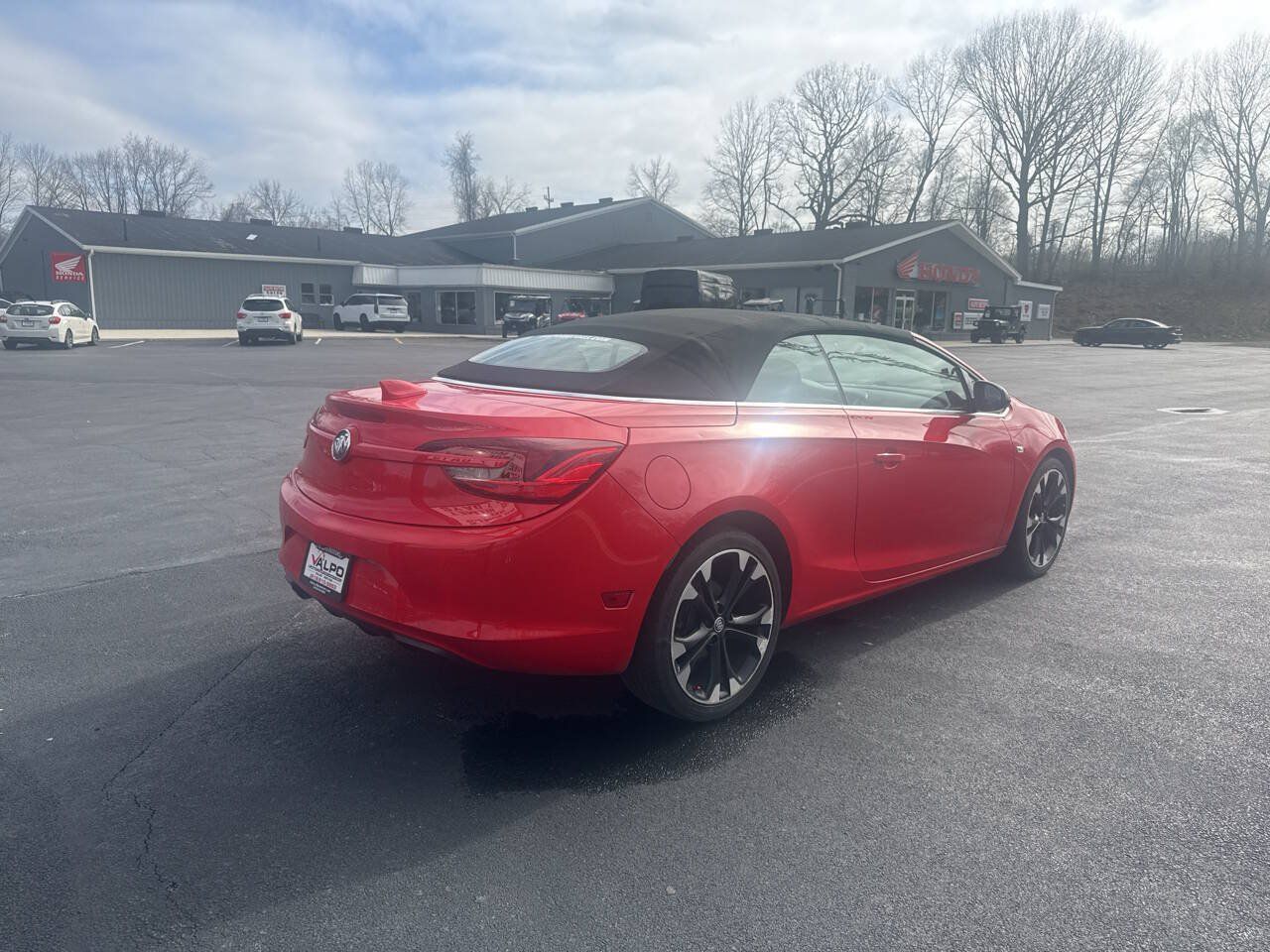 Used 2018 Buick Cascada Sport Touring w/ Dark Effects Package FWD image 15