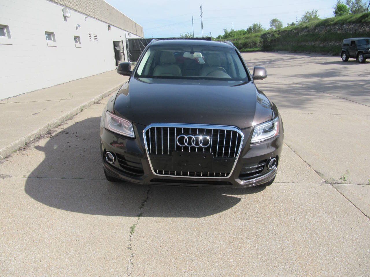 Used 2013 Audi Q5 2.0T Premium Plus AWD/4WD image 3