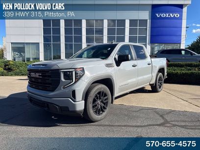 Used 2024 GMC Sierra 1500 Pro w/ Graphite Edition