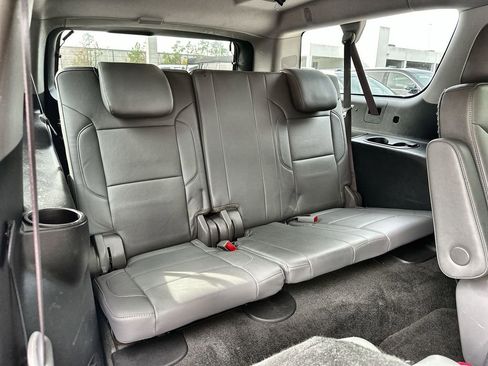 Certified 2017 Chevrolet Suburban LT image 28