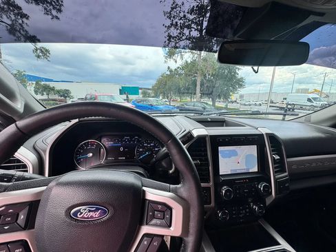 Used 2020 Ford F250 Lariat w/ FX4 Off-Road Package AWD/4WD image 10