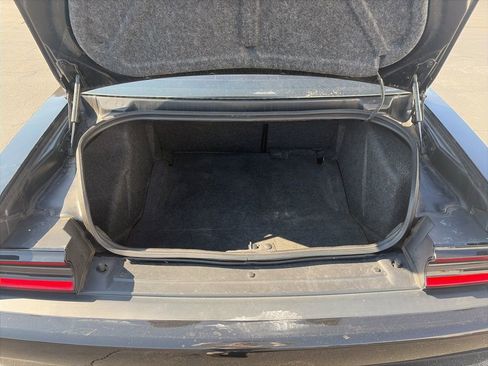 Used 2020 Dodge Challenger SXT w/ Blacktop Package image 10