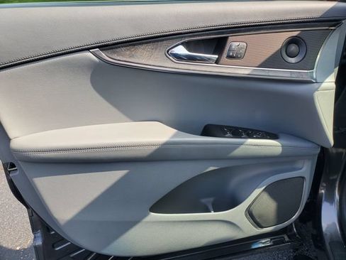 Certified 2019 Lincoln Nautilus Reserve AWD/4WD image 9
