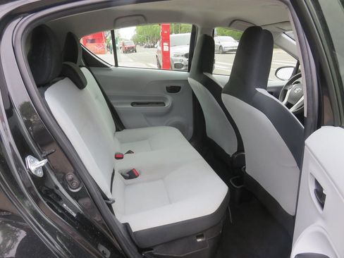 Used 2014 Toyota Prius C One FWD image 19