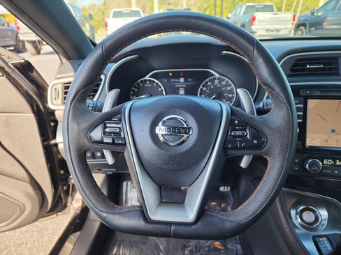 Used 2019 Nissan Maxima SR w/ Premium Package image 25