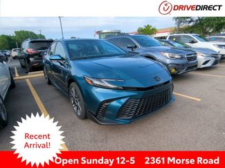 Used 2025 Toyota Camry SE w/ Multimedia Upgrade Package AWD/4WD video 1