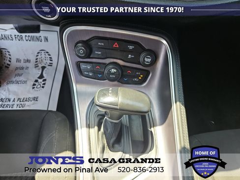 Used 2018 Dodge Challenger SXT RWD image 11