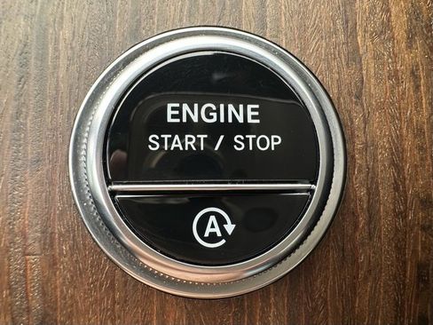 Certified 2023 Mercedes-Benz GLC 300 4MATIC image 21