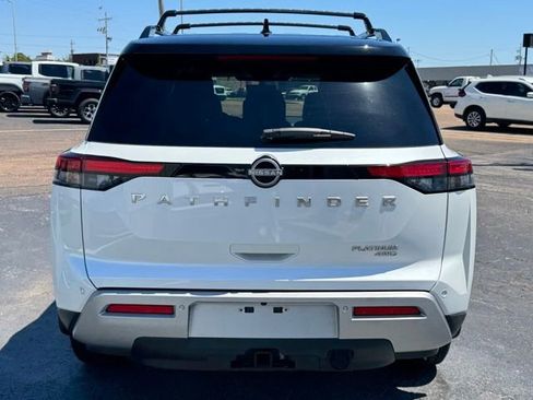 Used 2025 Nissan Pathfinder Platinum w/ Cargo Package AWD/4WD image 4